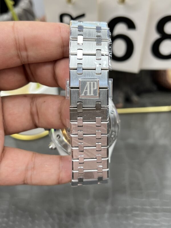 Audemars Piguet Watch 26240 Black