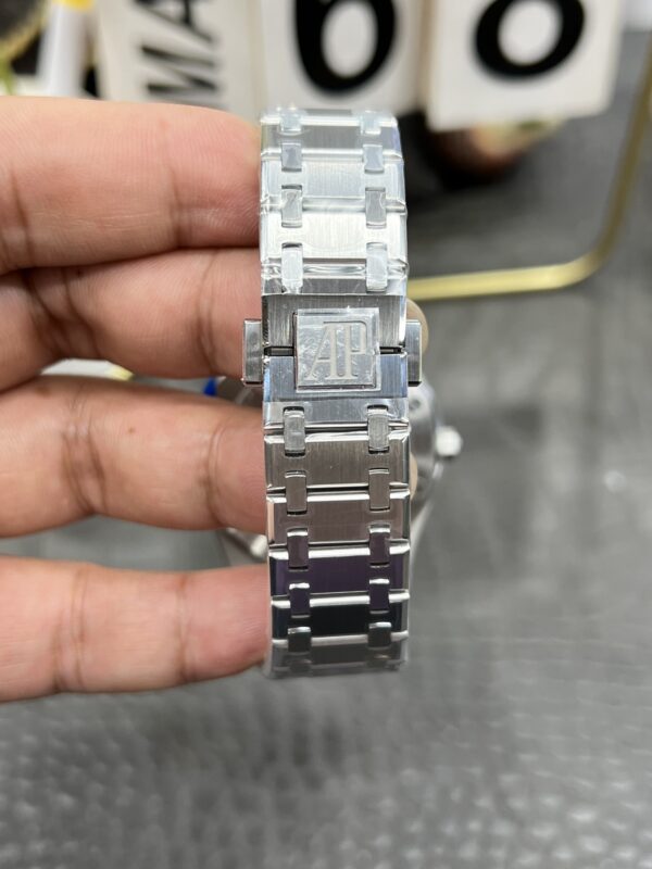 Audemars Piguet Royal Oak (ROYAL OAK) Blue