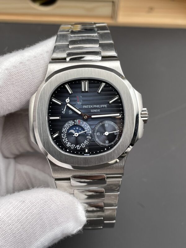 Patek Philippe Nautilus 5712 Blue
