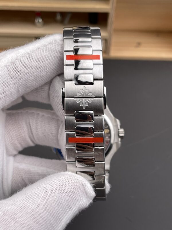 Patek Philippe Nautilus 5712 Blue