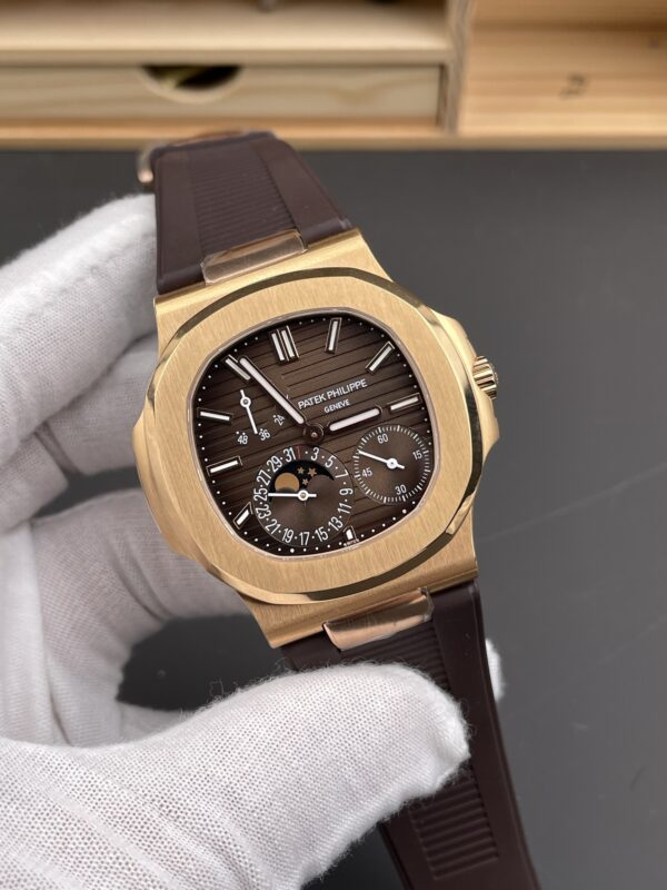 Patek Philippe Nautilus 5712