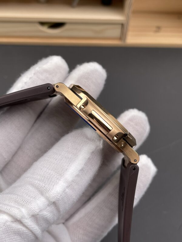 Patek Philippe Nautilus 5712