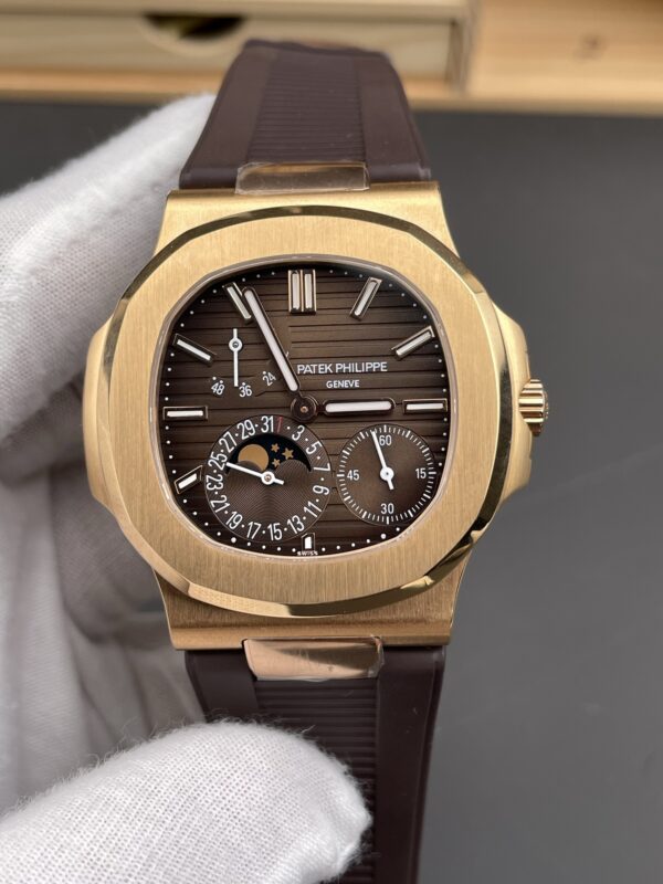 Patek Philippe Nautilus 5712