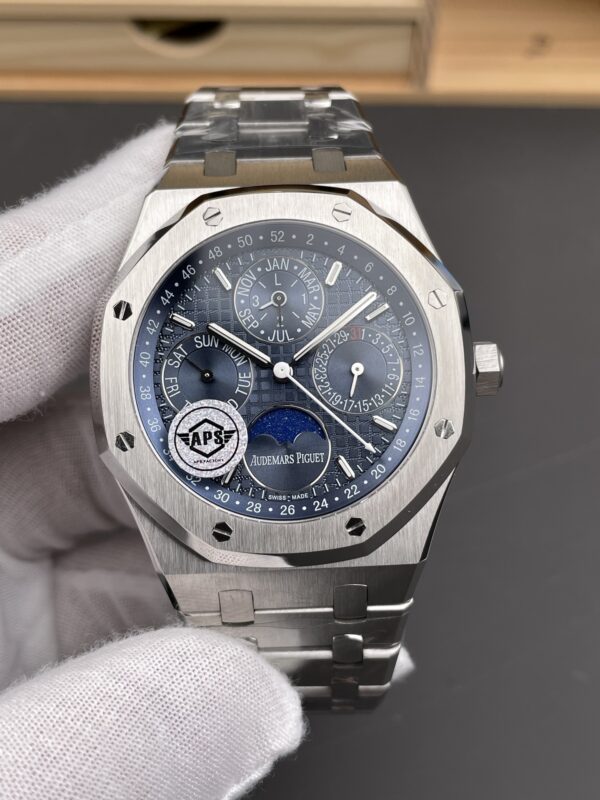 Audemars Piguet Royal Oak 26574 Blue