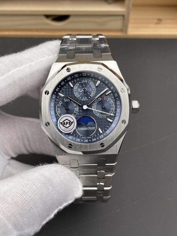 Audemars Piguet Royal Oak 26574 Blue