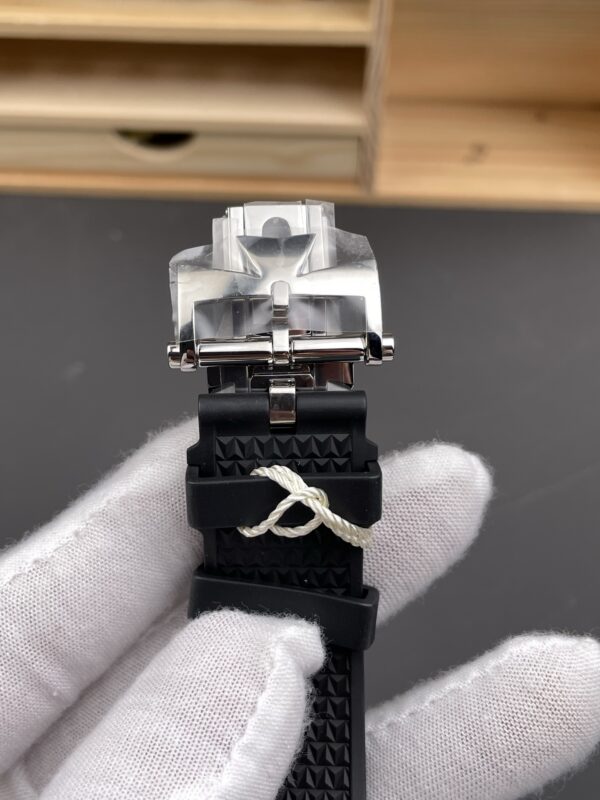 Patek Philippe Overseas 4500V Black