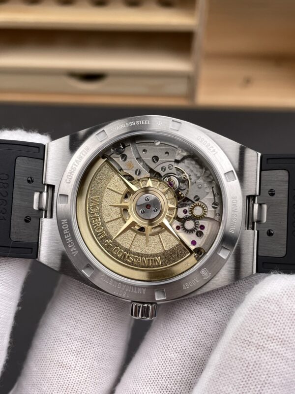 Patek Philippe Overseas 4500V Black