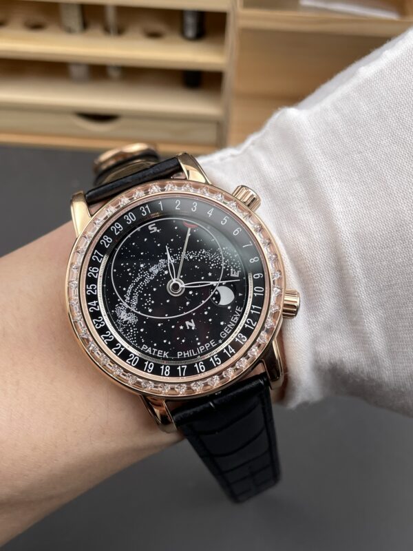 Patek Philippe Watch 6104R
