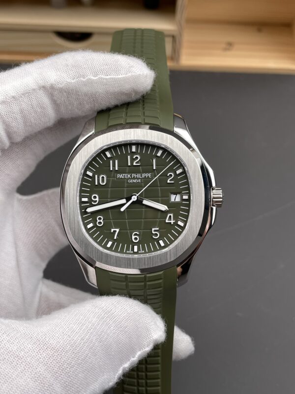 i1754331791038_2206_0_0-2.jpg Patek Philippe Aquanaut 5168G Green