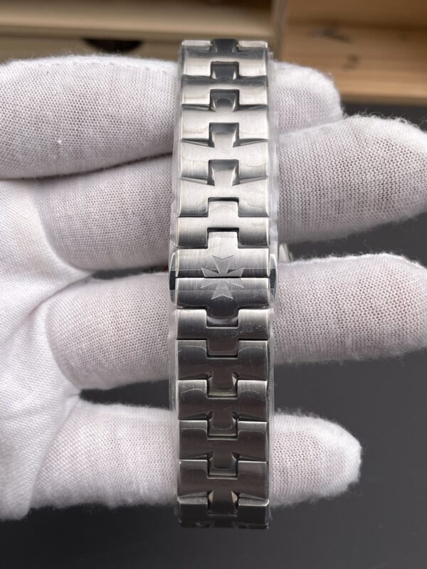 Vacheron Constantin Overseas 1205V Blue