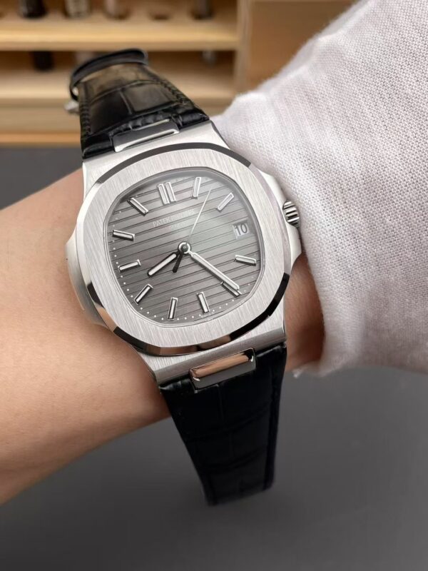 Patek Philippe Nautilus 5711G Gray