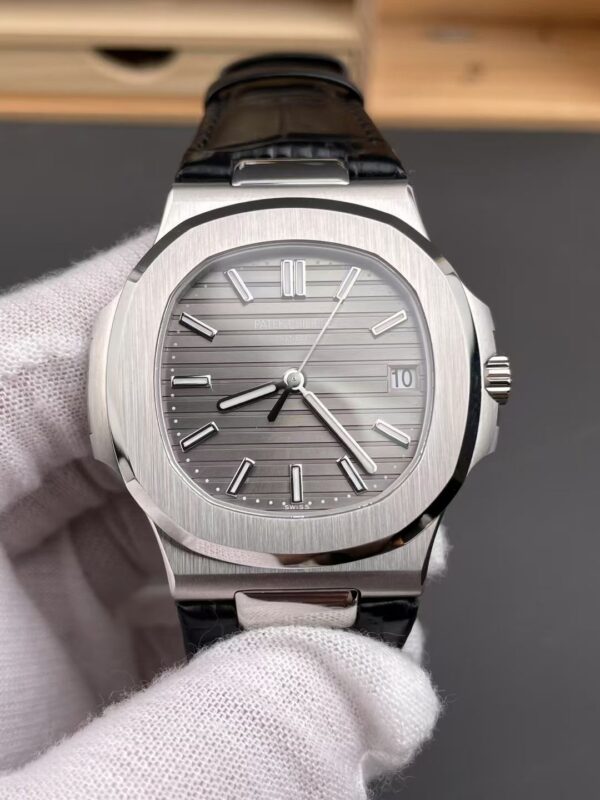 Patek Philippe Nautilus 5711G Gray