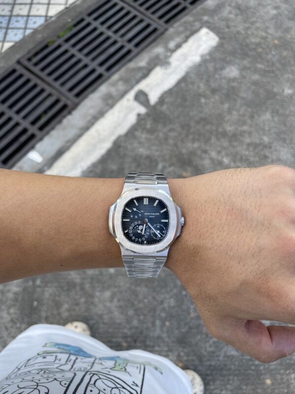 Patek Philippe Nautilus 5712A