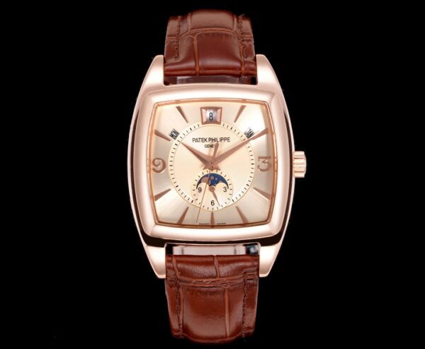 Patek Philippe Nautilus 5135G