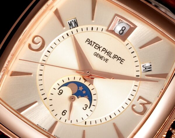 Patek Philippe Nautilus 5135G