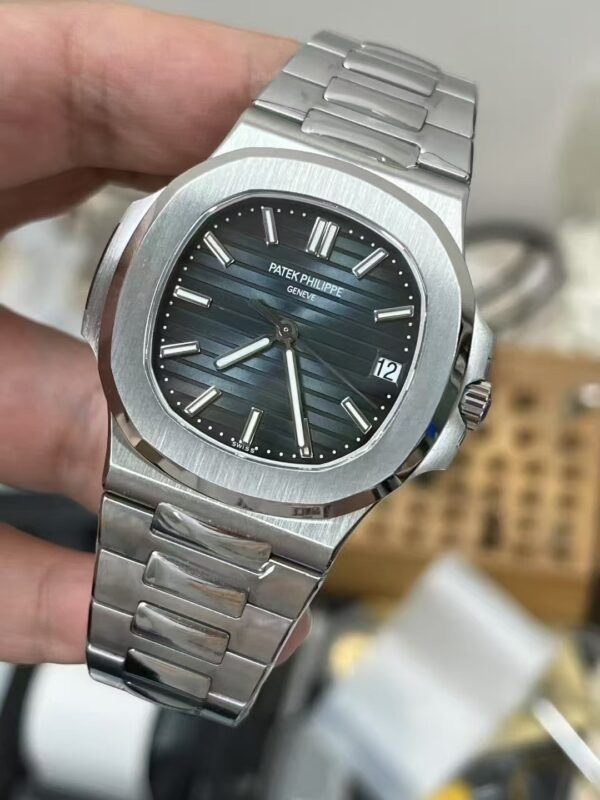 Patek Philippe Nautilus 5711
