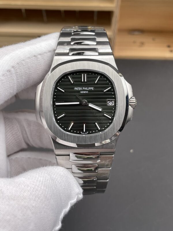 Patek Philippe Nautilus 5711 Green