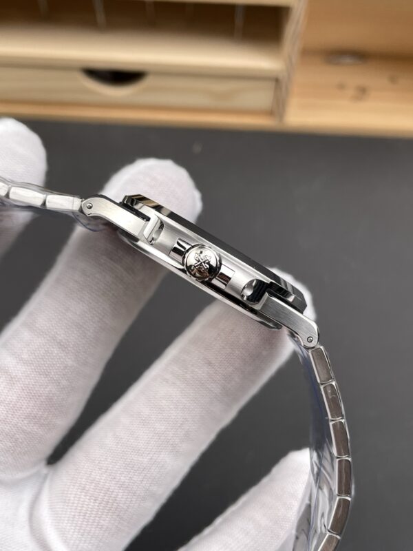 Patek Philippe Nautilus 5711 Blue