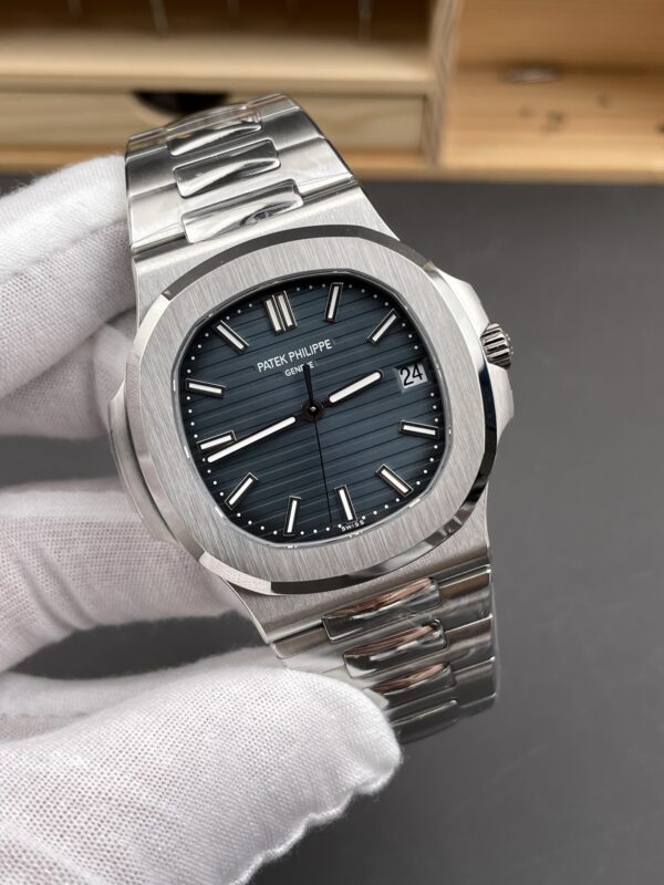 Patek Philippe Nautilus 5711 Blue