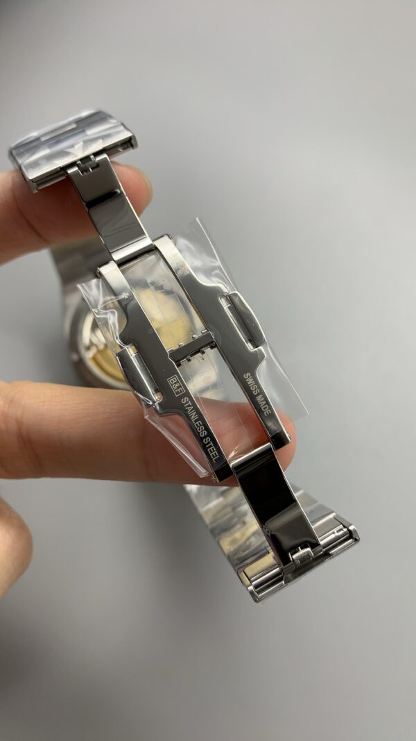 Vacheron Constantin Overseas 7900V Blue