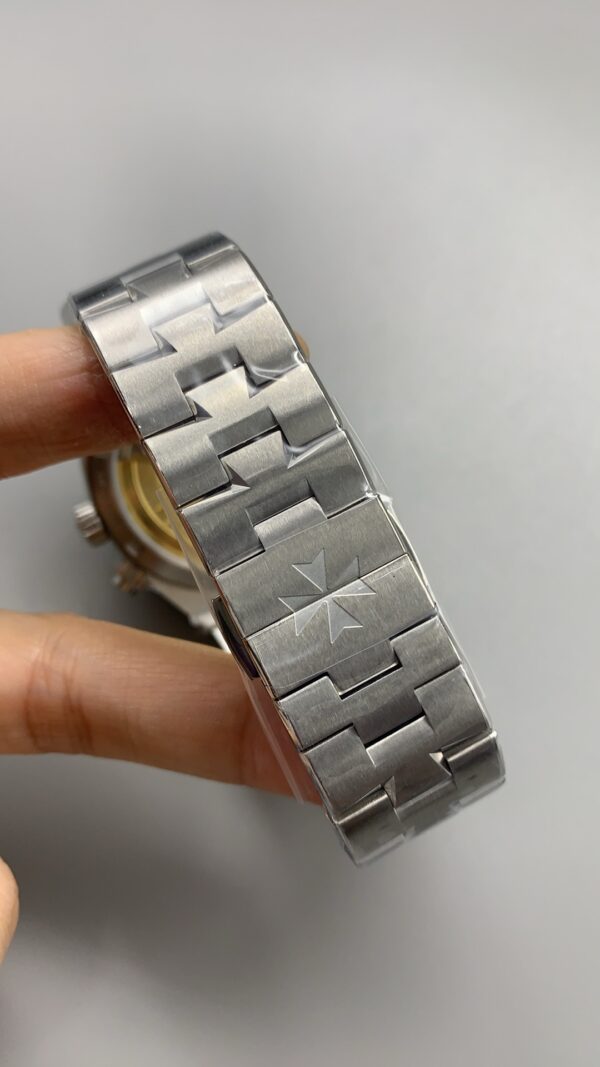 Vacheron Constantin Overseas 7900V Blue