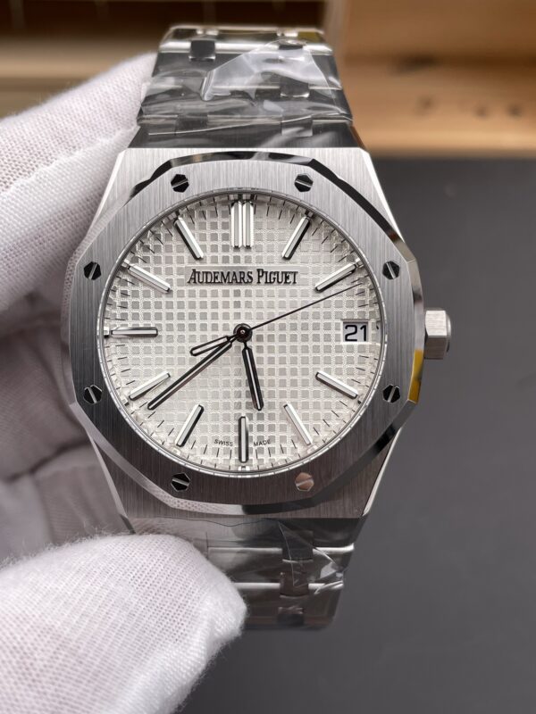 i1759132249947_9851_0_2-1.jpg Audemars Piguet Royal Oak 15510 White