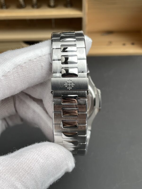 Patek Philippe Nautilus 5711 Green