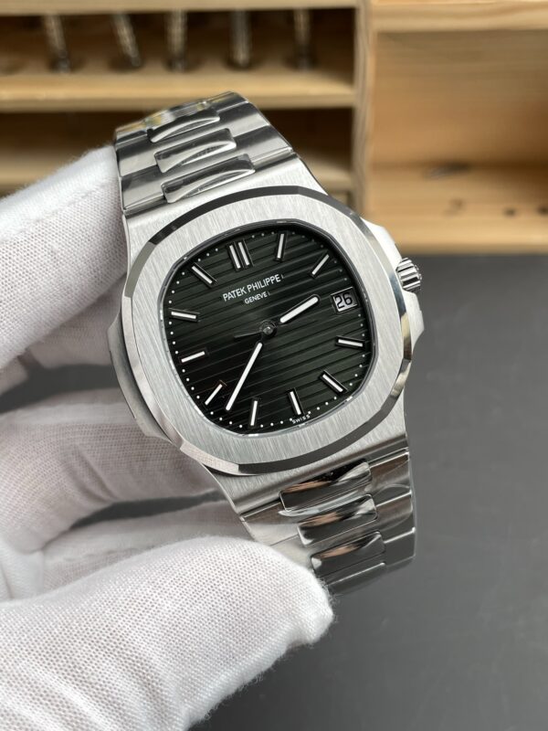 Patek Philippe Nautilus 5711 Green
