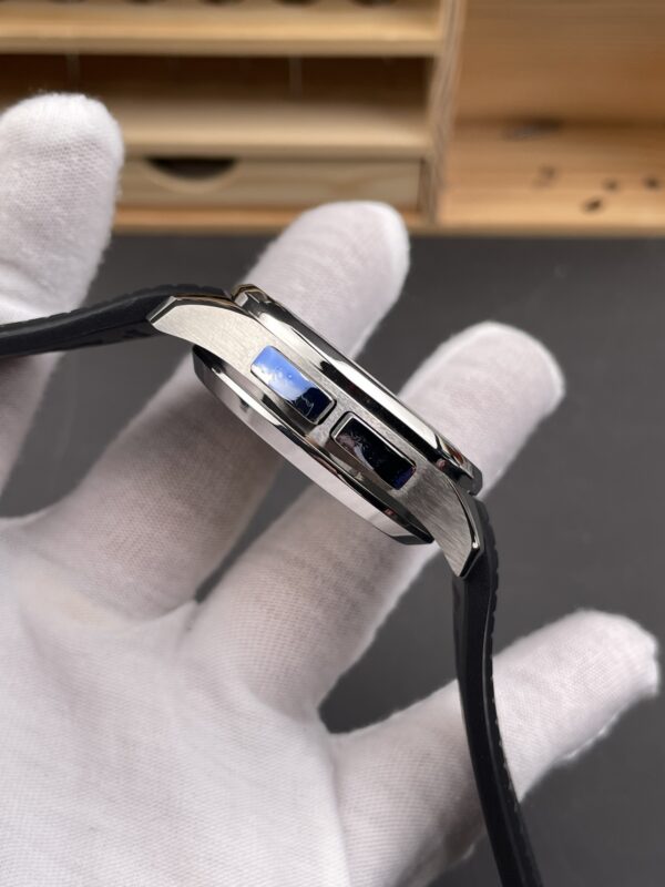 Patek Philippe Aquanaut 5164 Black