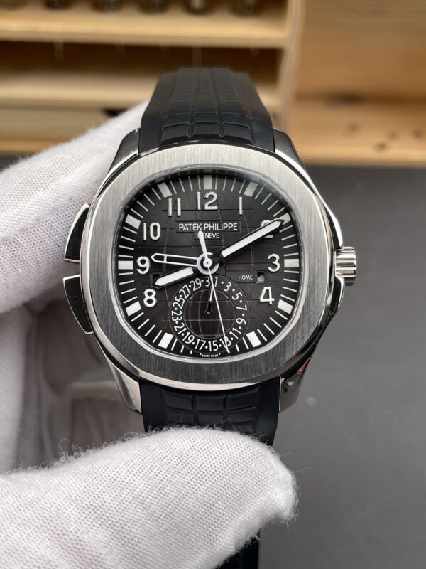 Patek Philippe Aquanaut 5164 Black