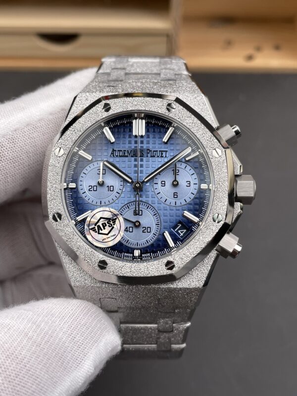 Audemars Piguet Royal Oak 26240 Blue