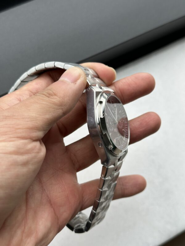 Vacheron Constantin Overseas 4300V Red