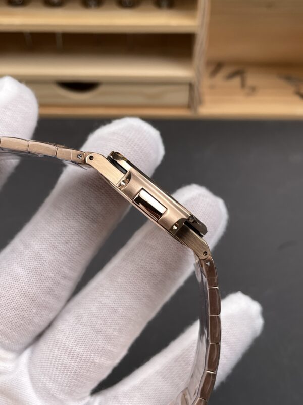 Patek Philippe Nautilus 7010 Purple