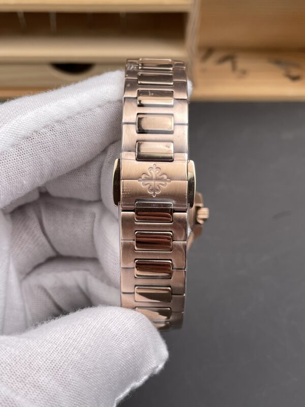 Patek Philippe Nautilus 7010 Purple