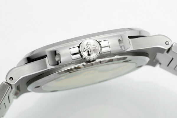 Patek Philippe Nautilus 5711 Smoked