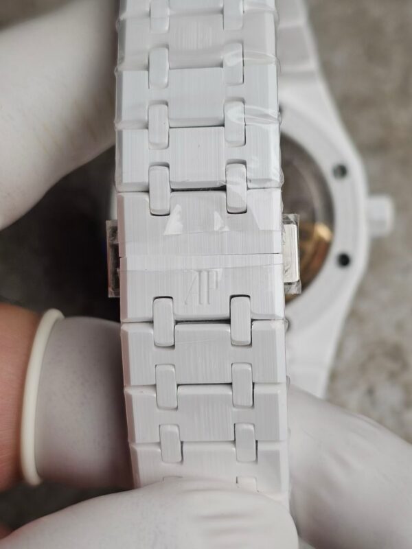Audemars Piguet Royal Oak 15500 White