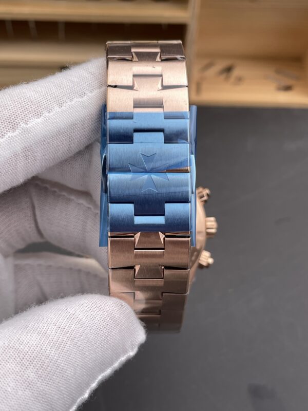 Vacheron Constantin Overseas 5520V Green