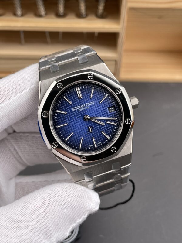 Audemars Piguet Royal Oak 15202 Smoked