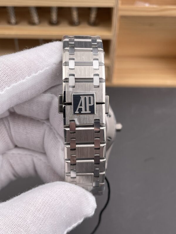 Audemars Piguet Royal Oak 15202 Smoked