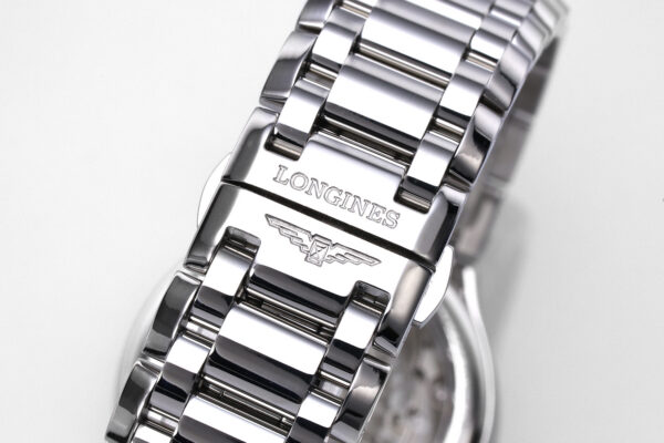 Jaeger-LeCoultre Watch Reference Pending White