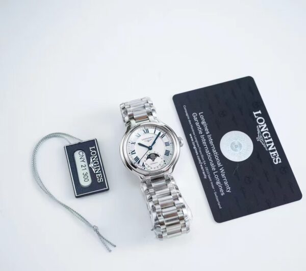 Jaeger-LeCoultre Watch Reference Pending White