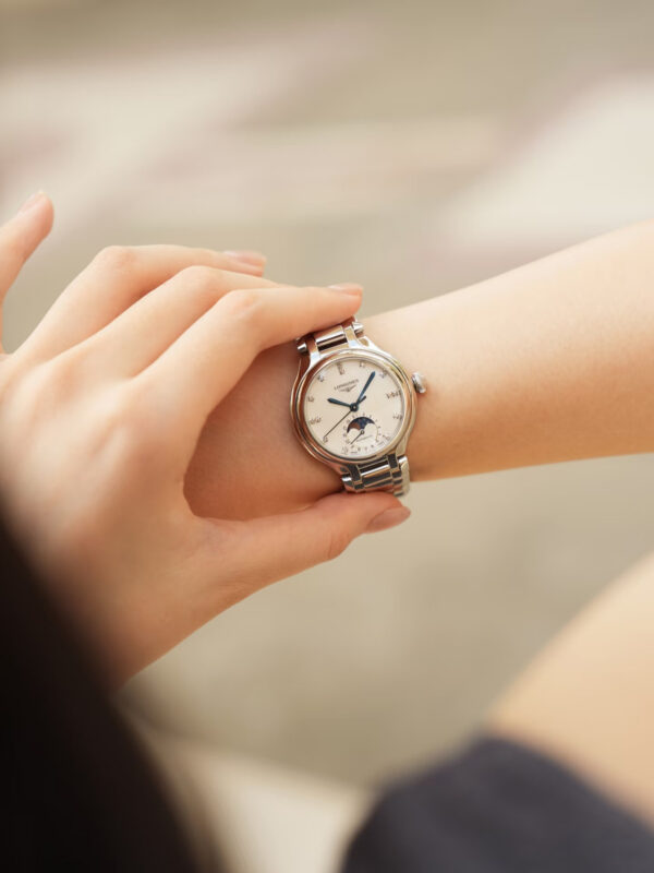 Jaeger-LeCoultre Watch Reference Pending White