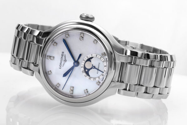 Jaeger-LeCoultre Watch Reference Pending White