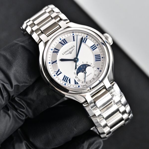 Jaeger-LeCoultre Watch Reference Pending White
