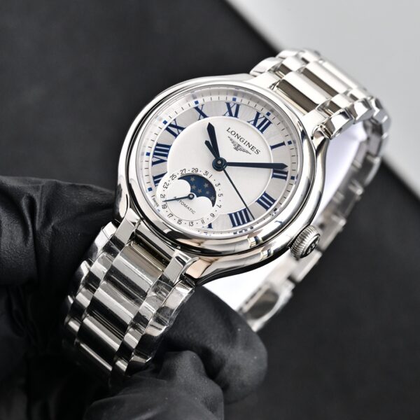 Jaeger-LeCoultre Watch Reference Pending White