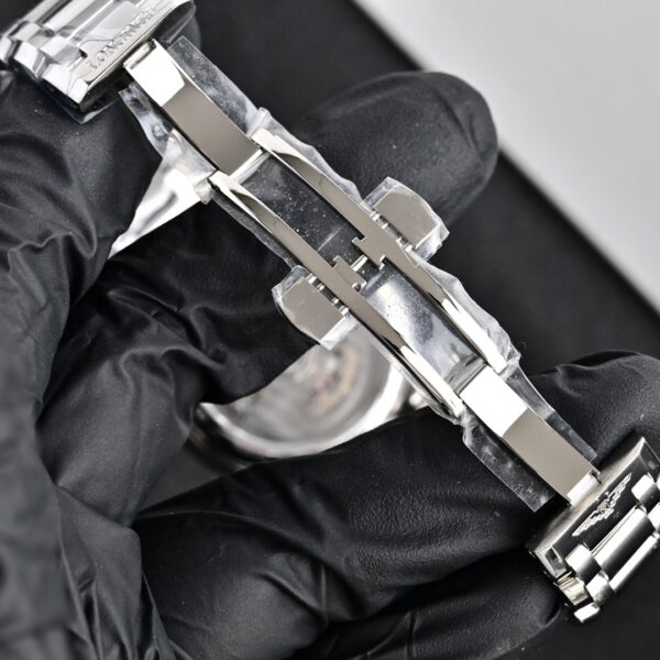 Jaeger-LeCoultre Watch Reference Pending White