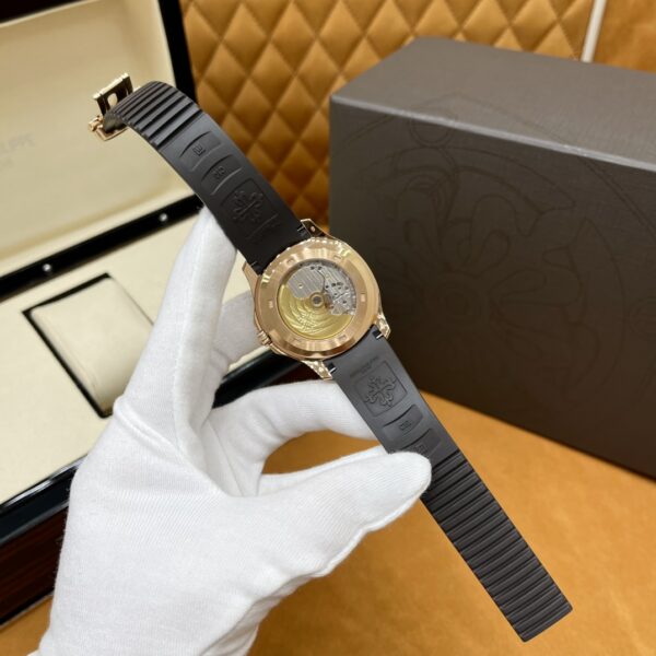 Patek Philippe Aquanaut 5167R-001