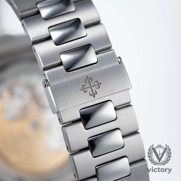 Patek Philippe Nautilus (NAUTILUS)