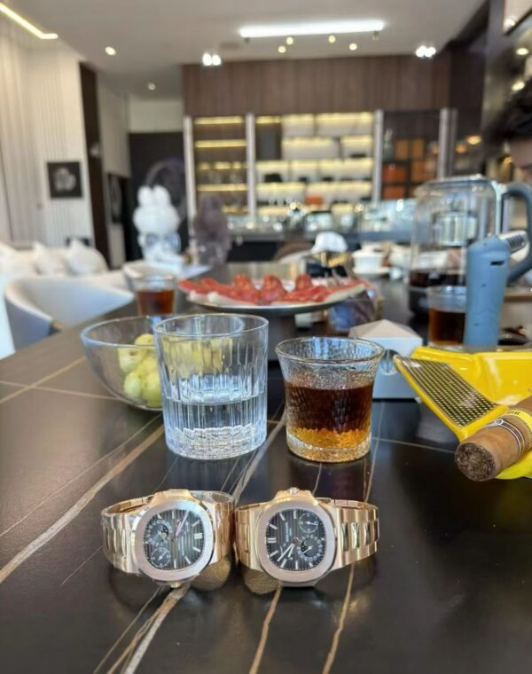 Patek Philippe Nautilus 5712 Rose Gold