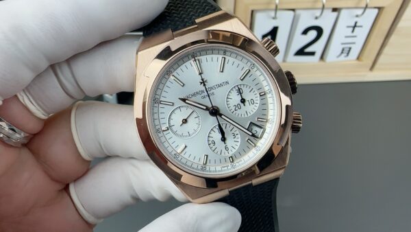 Vacheron Constantin Overseas 5500V Rose Gold